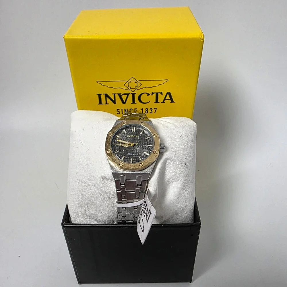 Invicta women quartz